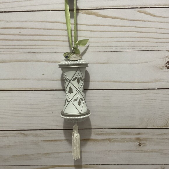 Hallmark 2000 Ornament Our First Christmas Together Time Capsule No Box - Picture 2 of 4